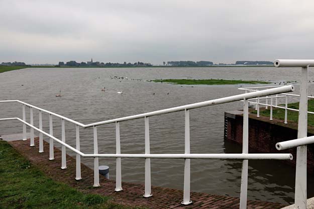 Waterberging Woudse polder ingezet tegen overmatige regenv